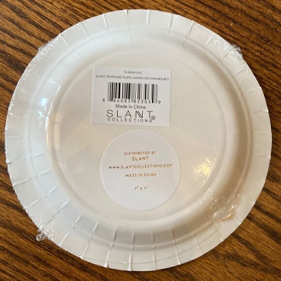 Lashes or Staches Baby Shower Plates - Picture 3 of 3